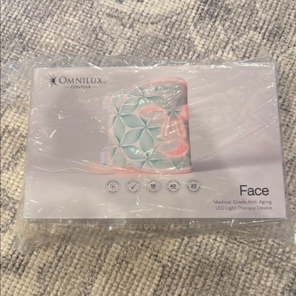 Omnilux Contour LED Light Therapy Device - Picture 1 of 2